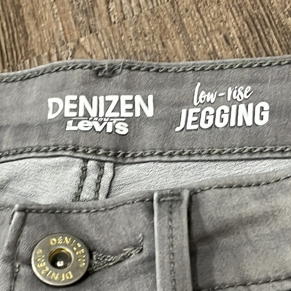 Denizen from Levi’s Low Rise Gray Jeggings Skinnies Faded Sz 7 W28 Indie Sleaze - Picture 11 of 12